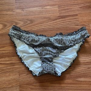 Size L Aztec cheekie bikini bottoms